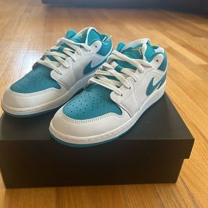 Air Jordan 1 aquatone low